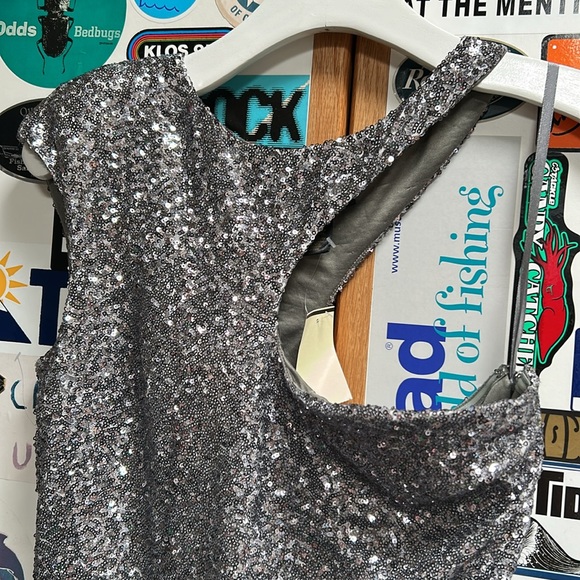 Arden B Sequin Dress Cut out mini Grey Size medium NWT - Picture 4 of 4